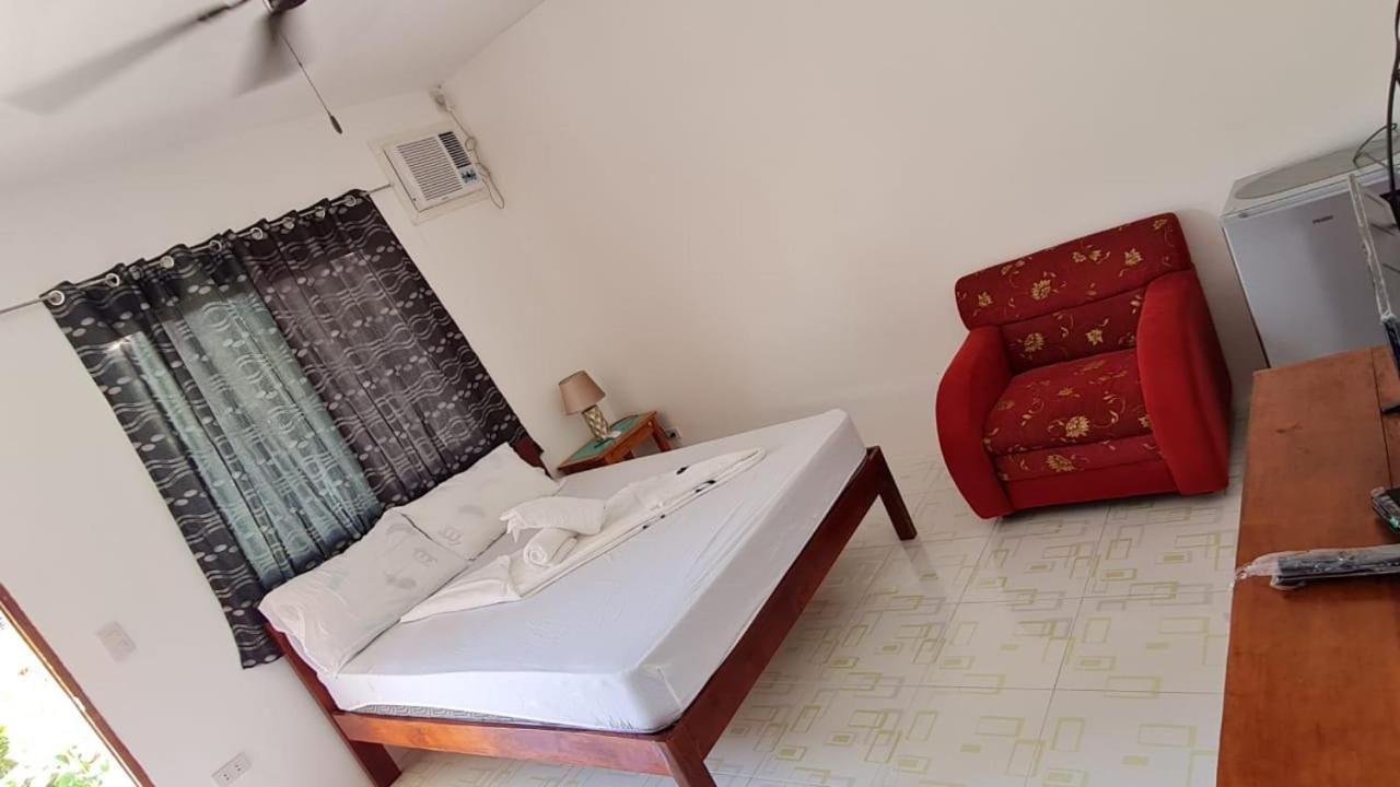 Babas Guesthouse Moalboal Exterior foto